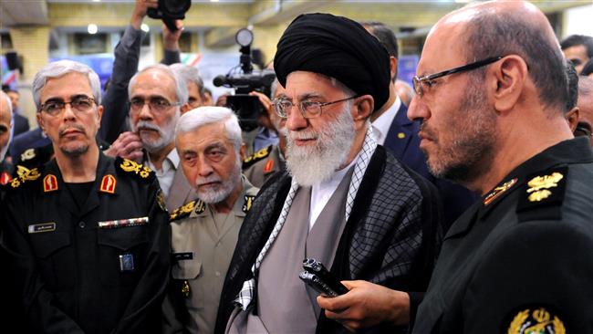 Imam Khamenei tours an exhibition of the achievements of Iran's defense industries on Wednesday, August 31, 201