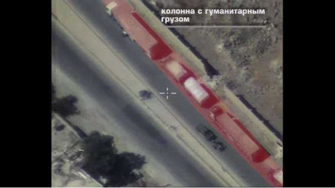 Footage shows a militants' pickup vehicle carrying a large-caliber mortar next to the convoy