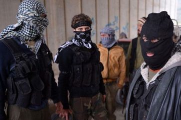 ISIL terrorists who infiltrate from Syria into Lebanon