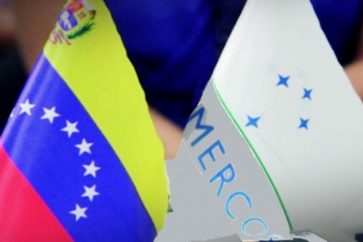 Venezuela, Mercosur flags