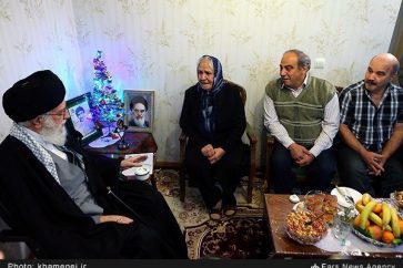 Supreme Leader of the Islamic Revolution of Iran Grand Ayatollah Sayyed Ali Khamenei paid a surprise visit to the family of Christian martyr Robert Lazar on Christmas Eve 2015