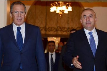 Russian Foreign Minister Sergei Lavrov and his Turkish counterpart Mevlut Cavusoglu