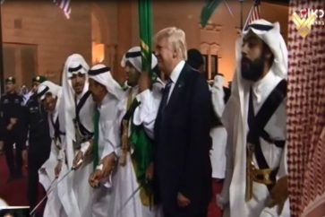 Saudi King Salman and US President Donal Trump dancing in Riyadh