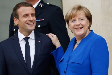 French President Emmanuel Macron and German Chancellor Angela Merkel (archive)