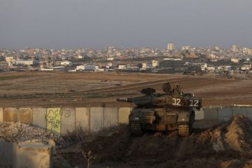 Israeli tank Gaza border
