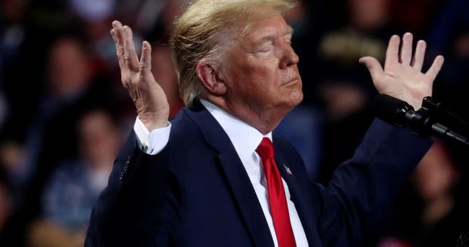  <a href="https://english.almanar.com.lb/2448998">MAGA Civil War Explodes Over Trump Support for &#8216;Israel&#8217;: The Daily Beast</a>