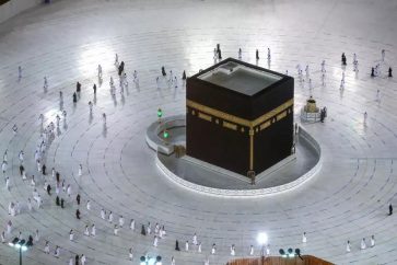 Mecca reopens for limited Umrah