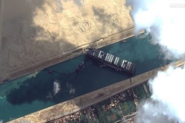 Container Ship blocking Suez