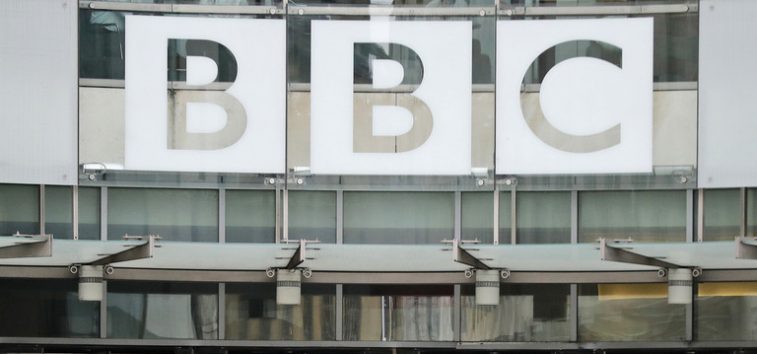  <a href="https://english.almanar.com.lb/2231946">Seven BBC Arabic Employees Suspend Work over South Lebanon Report, Demand Apology</a>