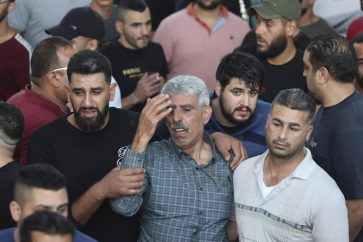 Nablus mourners