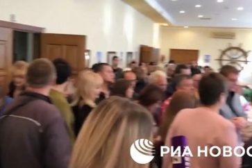 Queues at the referendum in Donbass