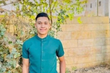Palestinian teenager killed