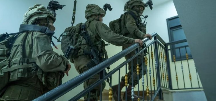  <a href="https://english.almanar.com.lb/2119889">Israeli Occupation Forces Detain at Least 22 Palestinians in the West Bank</a>