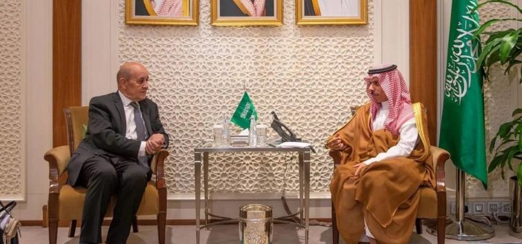  <a href="https://english.almanar.com.lb/1911351">Saudi FM Meets France’s Le Drian, Lebanese Presidential Election on Agenda</a>