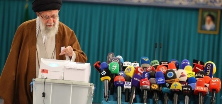  <a href="https://english.almanar.com.lb/2106216">Iran Holds Run-Off Parliamentary Polls, Leader Casts Vote</a>