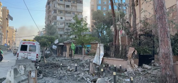  <a href="https://english.almanar.com.lb/2265551">Video| Israeli Terrorism at Peak: Destruction of Residential Buildings, Stores, Medical Centers in Beirut&#8217;s Dahiyeh</a>