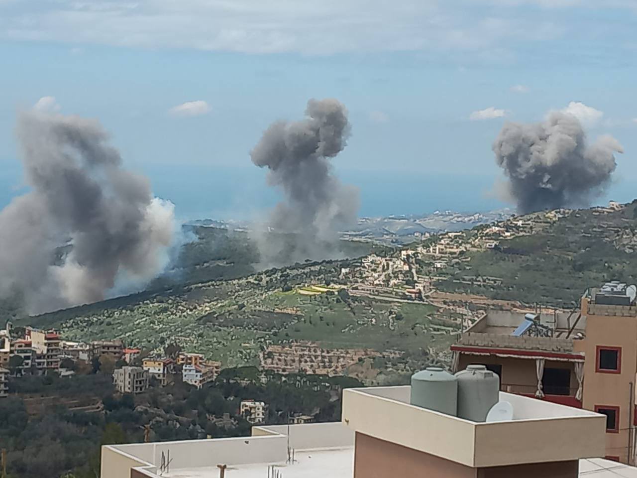 Israeli strikes south Lebanon