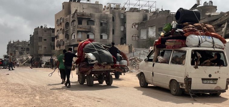  <a href="https://english.almanar.com.lb/2410509">Israeli Airstrikes Intensify Across Gaza Strip Amid Worsening Humanitarian Crisis</a>