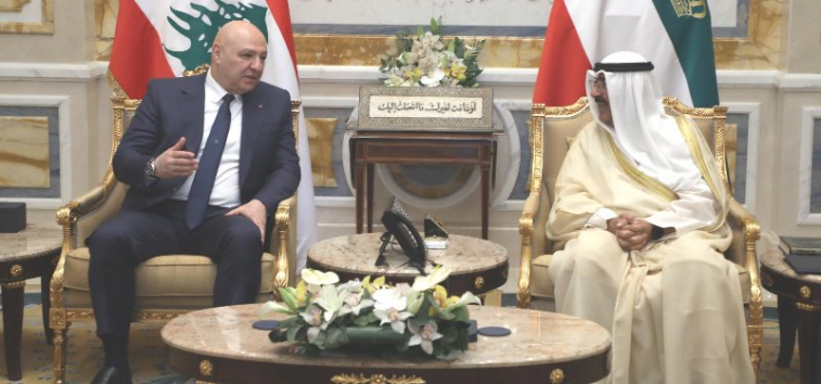  <a href="https://english.almanar.com.lb/2405504">Aoun Meets Top Kuwaiti Officials, Hails Historic Bilateral Ties and Security Cooperation</a>
